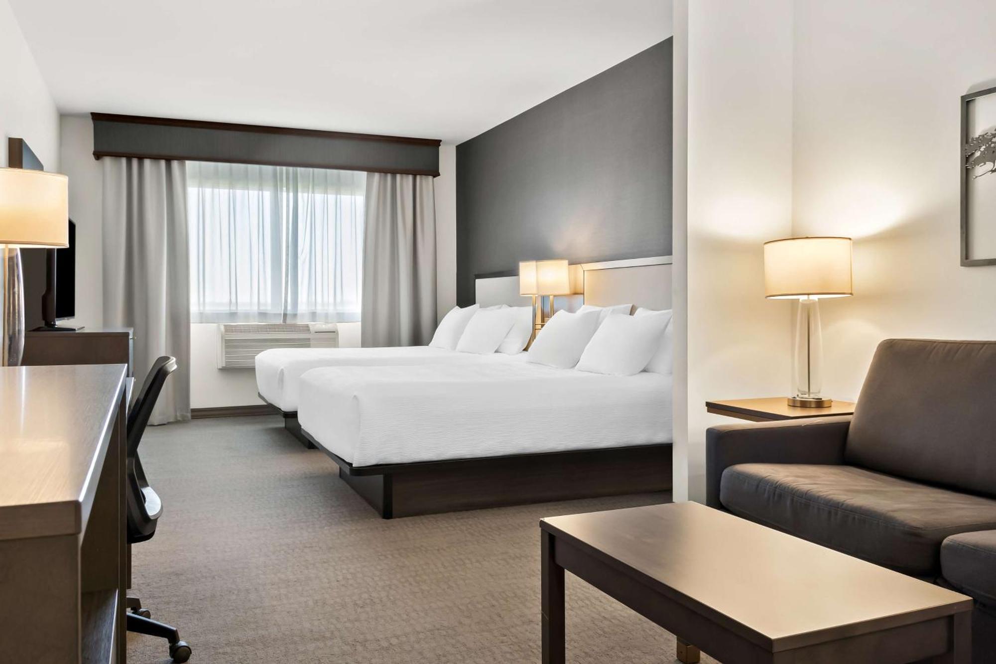เบสต์ เวสเทิร์น พลัส โมเดิร์น Hotel Morden ภายนอก รูปภาพ