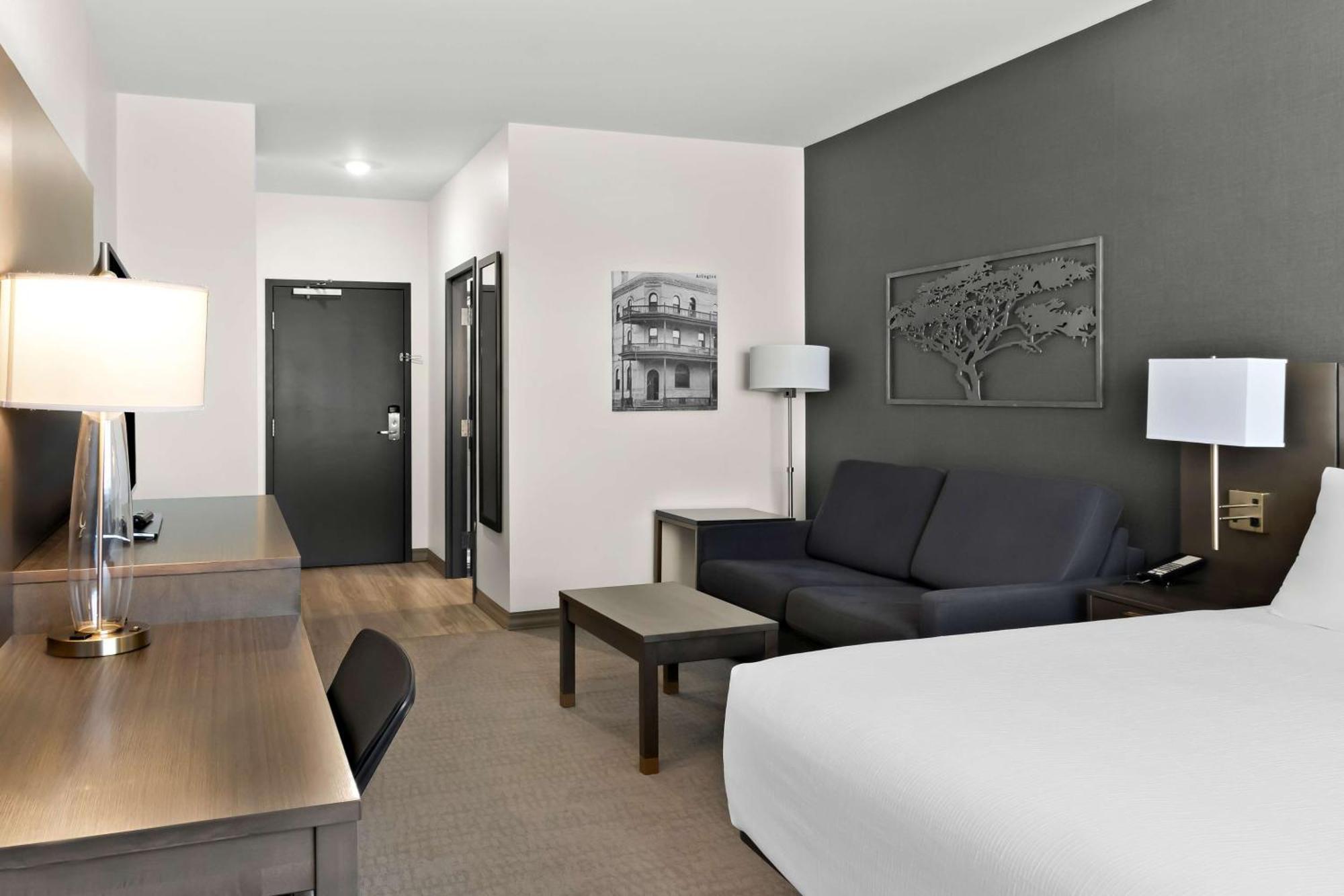 เบสต์ เวสเทิร์น พลัส โมเดิร์น Hotel Morden ภายนอก รูปภาพ